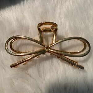 Gold Bow Jumbo Claw Clip